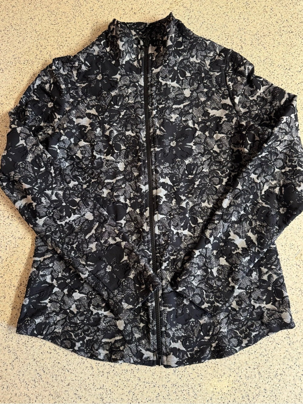 SNO SKINS Sport Jacquard Black & Gray Floral Full Zip-Up Exercise Jacket.Size L